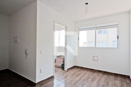 Sala de apartamento para alugar com 2 quartos, 35m² em Jardim Pereira Leite, São Paulo