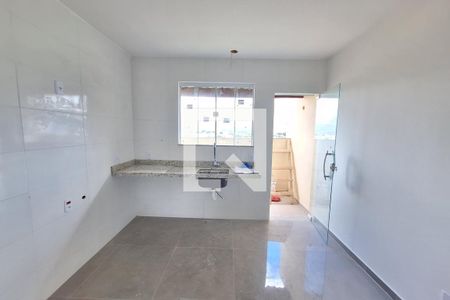Cozinha de casa para alugar com 2 quartos, 65m² em Jardim Primavera, Duque de Caxias