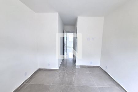 Quarto  de casa para alugar com 2 quartos, 65m² em Jardim Primavera, Duque de Caxias