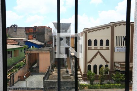 Sala  vista de apartamento para alugar com 2 quartos, 42m² em Parque Arariba, São Paulo