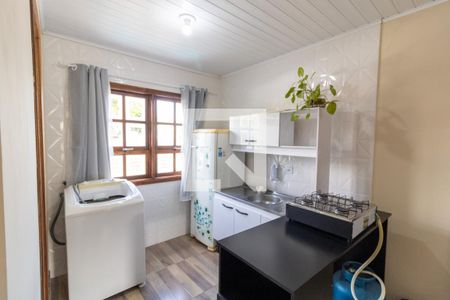 Sala/Cozinha de casa para alugar com 2 quartos, 70m² em São José, Porto Alegre