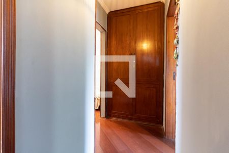Corredor de apartamento para alugar com 3 quartos, 116m² em Jardim da Saúde, São Paulo