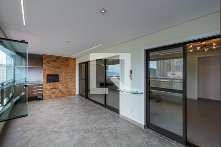 Apartamento para alugar com 3 quartos, 132m² em Ponta da Praia, Santos