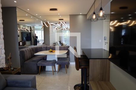 Apartamento à venda com 2 quartos, 61m² em Vila Castelo, São Paulo