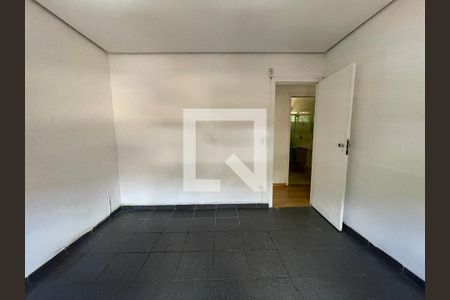 Quarto 2 de casa para alugar com 2 quartos, 60m² em Jardim Raposo Tavares, São Paulo