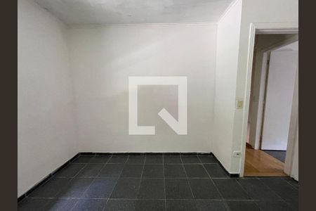Quarto 1 de casa para alugar com 2 quartos, 60m² em Jardim Raposo Tavares, São Paulo