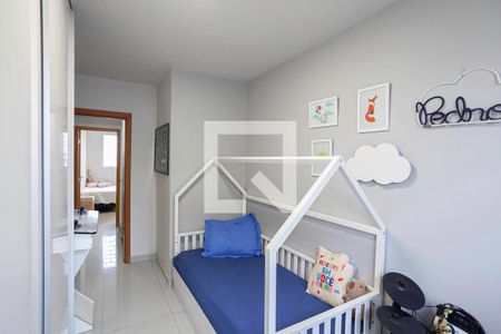 Quarto 1 de casa à venda com 3 quartos, 180m² em Braúnas, Contagem