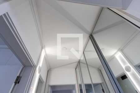 Corredor de apartamento à venda com 4 quartos, 137m² em Perdizes, São Paulo