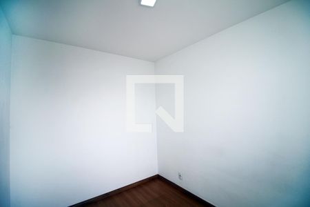 Quarto 1 de apartamento para alugar com 2 quartos, 45m² em Irajá, Rio de Janeiro