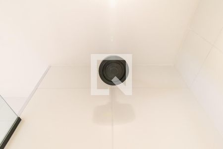 Banheiro  de kitnet/studio à venda com 1 quarto, 24m² em Vila Santa Catarina, São Paulo