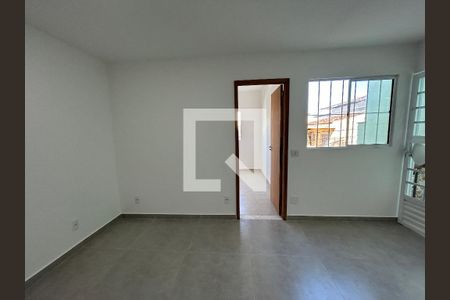 Sala de casa para alugar com 1 quarto, 65m² em Todos Os Santos, Rio de Janeiro