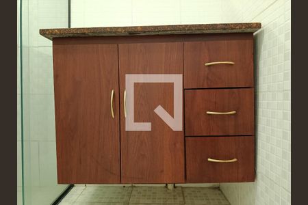 Banheiro de apartamento à venda com 1 quarto, 55m² em Pinheiros, São Paulo