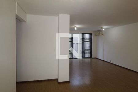 Sala de apartamento para alugar com 3 quartos, 113m² em Rio Branco, Porto Alegre