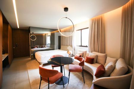 Sala/Suíte  de kitnet/studio para alugar com 1 quarto, 49m² em Itaim Bibi, São Paulo