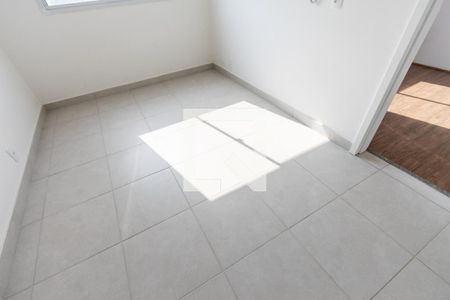 Sala de apartamento para alugar com 1 quarto, 26m² em Parque Industrial Tomas Edson, São Paulo