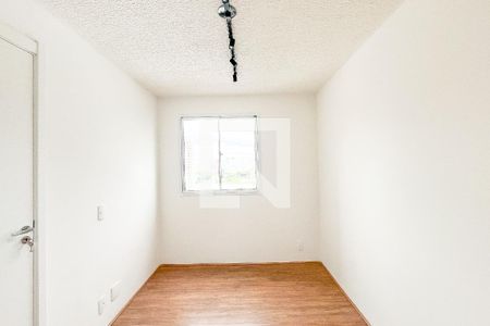 Suíte de apartamento para alugar com 1 quarto, 26m² em Parque Industrial Tomas Edson, São Paulo