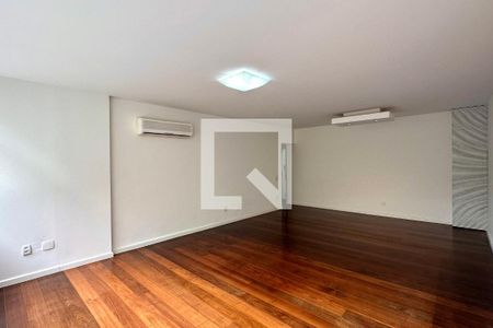 Sala de apartamento à venda com 3 quartos, 137m² em Leblon, Rio de Janeiro
