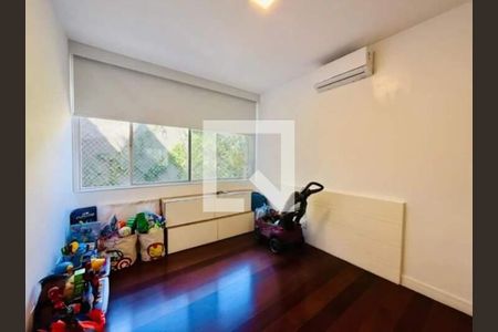 Apartamento à venda com 3 quartos, 137m² em Leblon, Rio de Janeiro