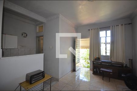 Sala/Quarto de kitnet/studio para alugar com 1 quarto, 18m² em Osvaldo Cruz, Rio de Janeiro