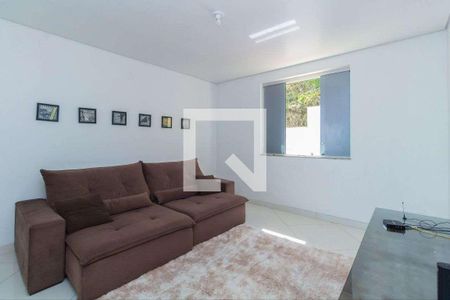 Casa à venda com 4 quartos, 325m² em Estoril, Belo Horizonte