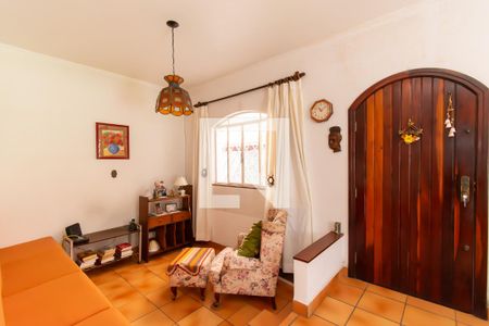 Sala de casa para alugar com 6 quartos, 216m² em Jardim Avelino, São Paulo