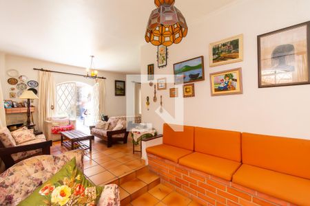 Sala de casa para alugar com 6 quartos, 216m² em Jardim Avelino, São Paulo