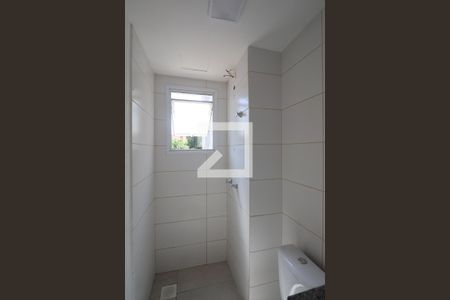 Banheiro de apartamento à venda com 2 quartos, 50m² em Marechal Rondon, Canoas