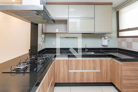 Cozinha de apartamento para alugar com 4 quartos, 125m² em Buritis, Belo Horizonte