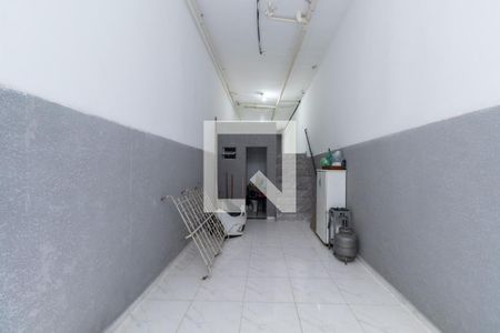 Porão de casa à venda com 3 quartos, 140m² em Vila Marieta, São Paulo