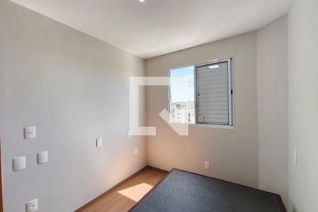 Quarto 1 de apartamento para alugar com 2 quartos, 50m² em Vila Satúrnia, Campinas