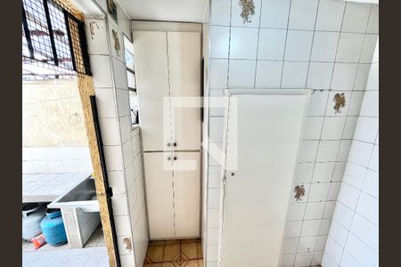 Casa à venda com 2 quartos, 116m² em Jardim das Laranjeiras, São Paulo