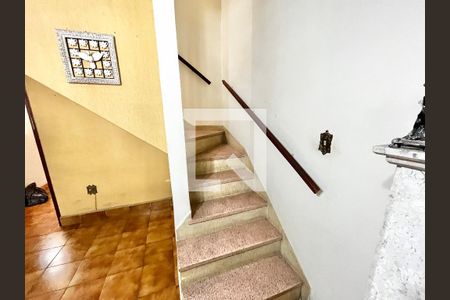 Casa à venda com 2 quartos, 116m² em Jardim das Laranjeiras, São Paulo