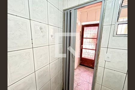 Banheiro de casa para alugar com 1 quarto, 40m² em Vila Rosalia, Guarulhos