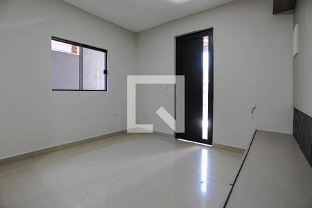 Sala de casa para alugar com 2 quartos, 100m² em Jardim Aeroporto Iii, Mogi das Cruzes