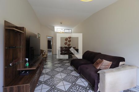Sala de casa para alugar com 5 quartos, 310m² em Vila Pires, Santo André