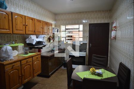 Cozinha de casa à venda com 2 quartos, 350m² em Vila Guiomar, Santo André