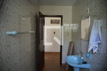 Banheiro Social de casa à venda com 2 quartos, 350m² em Vila Guiomar, Santo André