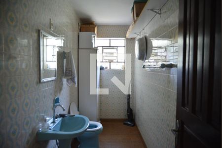 Banheiro Social de casa à venda com 2 quartos, 350m² em Vila Guiomar, Santo André