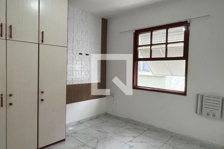 Quarto 1 de apartamento para alugar com 2 quartos, 76m² em Ponta da Praia, Santos