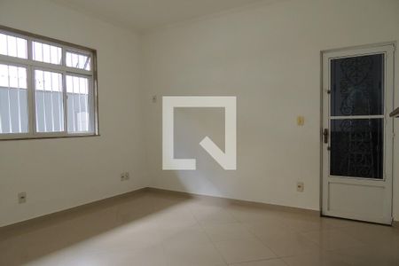 Sala de casa de condomínio para alugar com 4 quartos, 250m² em Freguesia (jacarepaguá), Rio de Janeiro