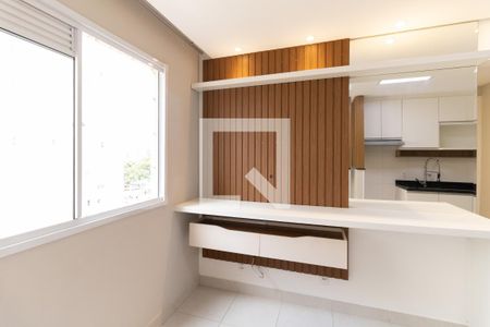 Sala de apartamento para alugar com 2 quartos, 36m² em Parque Fongaro, São Paulo