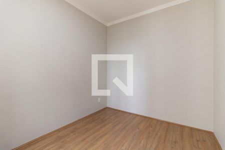 Quarto 1 de apartamento para alugar com 2 quartos, 36m² em Parque Fongaro, São Paulo