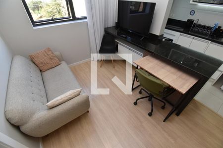 Sala de kitnet/studio para alugar com 1 quarto, 41m² em Juvevê, Curitiba