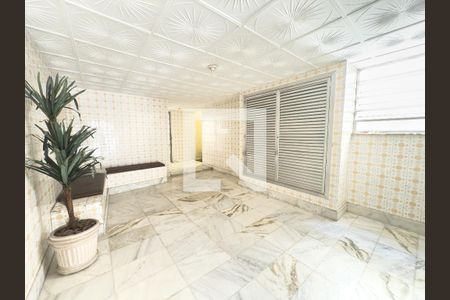 Hall de entrada de apartamento para alugar com 2 quartos, 71m² em Irajá, Rio de Janeiro