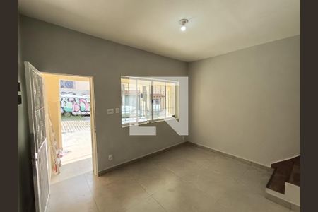 Sala de casa à venda com 2 quartos, 160m² em Planalto Paulista, São Paulo