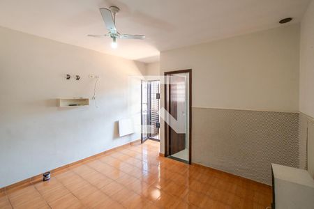 Suíte 1 de casa para alugar com 2 quartos, 120m² em Jardim Virginia Bianca, São Paulo