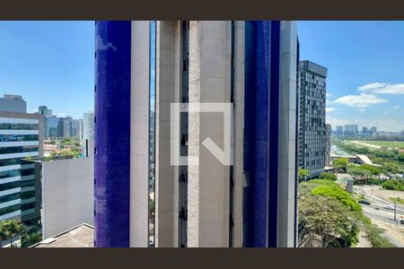 Varanda de kitnet/studio à venda com 1 quarto, 25m² em Pinheiros, São Paulo