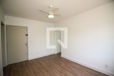 Sala de apartamento à venda com 2 quartos, 64m² em Cristal, Porto Alegre