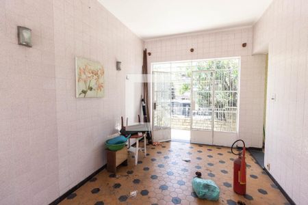 Sala de estar de casa à venda com 2 quartos, 400m² em Jardim São Paulo, São Paulo