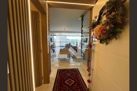 Entrada de apartamento à venda com 3 quartos, 228m² em Alphaville Empresarial, Barueri